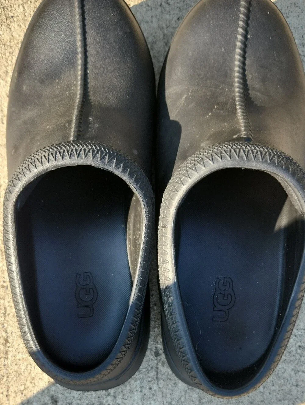 UGG Men’s Black Slip-On Clogs with Stitched Center Seam